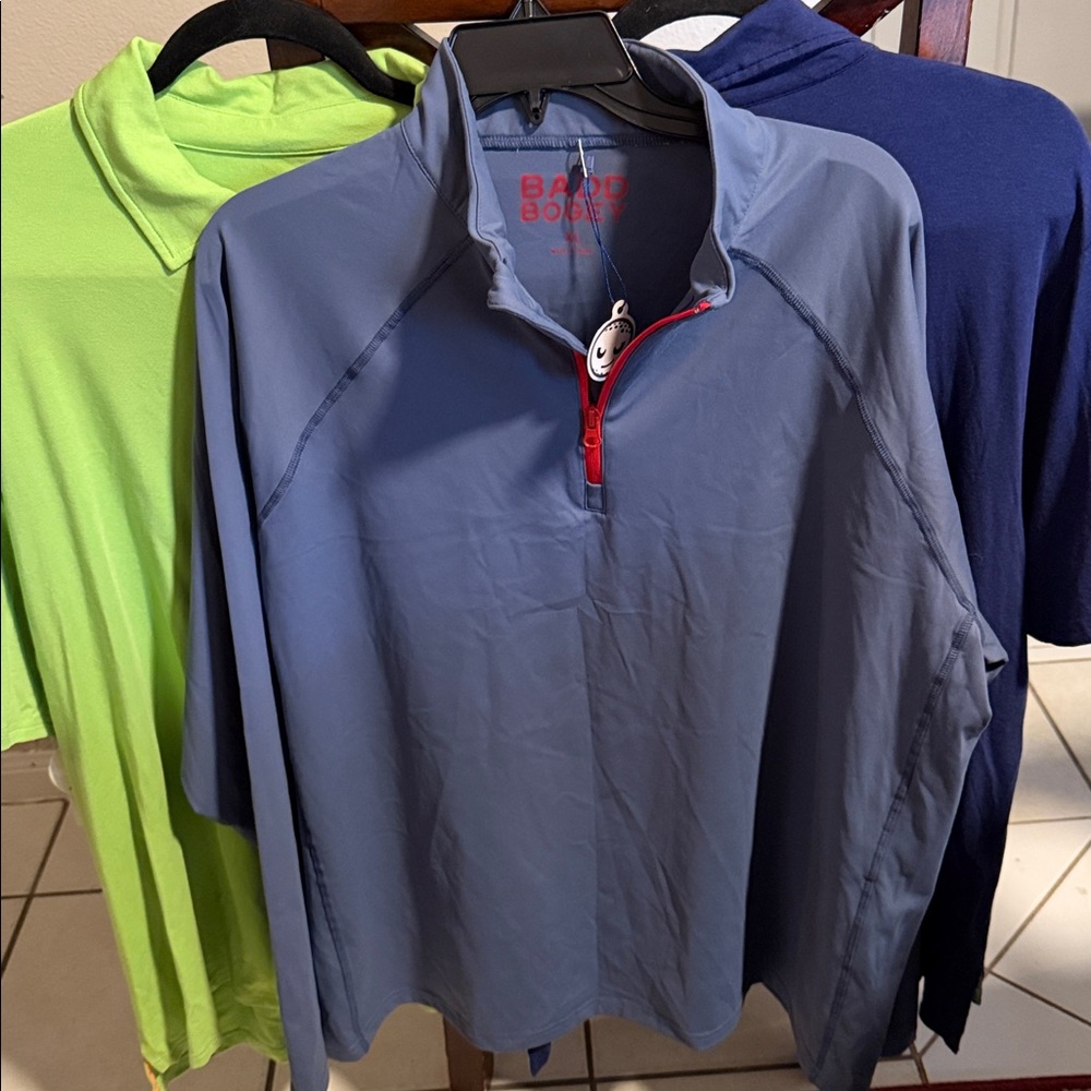 Green and Navy Men's Polo Shirts
Green: XL
Navy blue: L

Blue long sleeve : XL